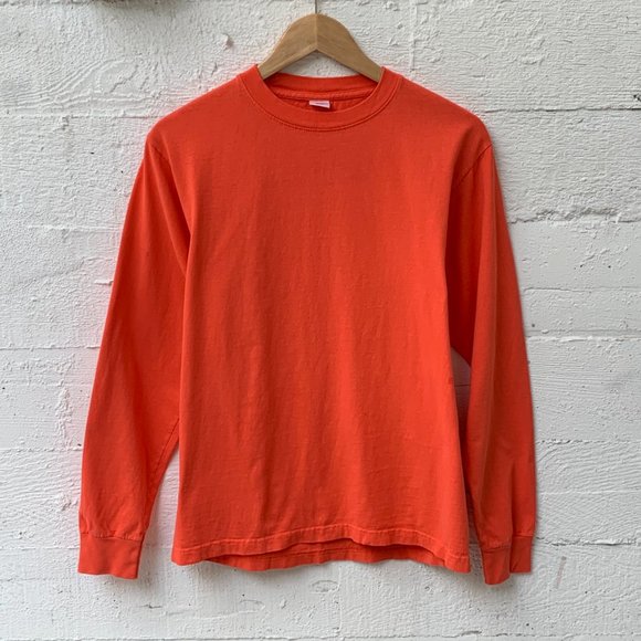 UNDEFEATED Bright Red Long Sleeve Crewneck 🛑 - Picture 3 of 4